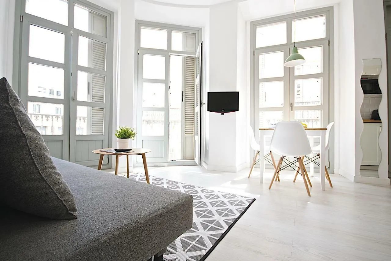 Malagaurbanrooms - City View Malaga