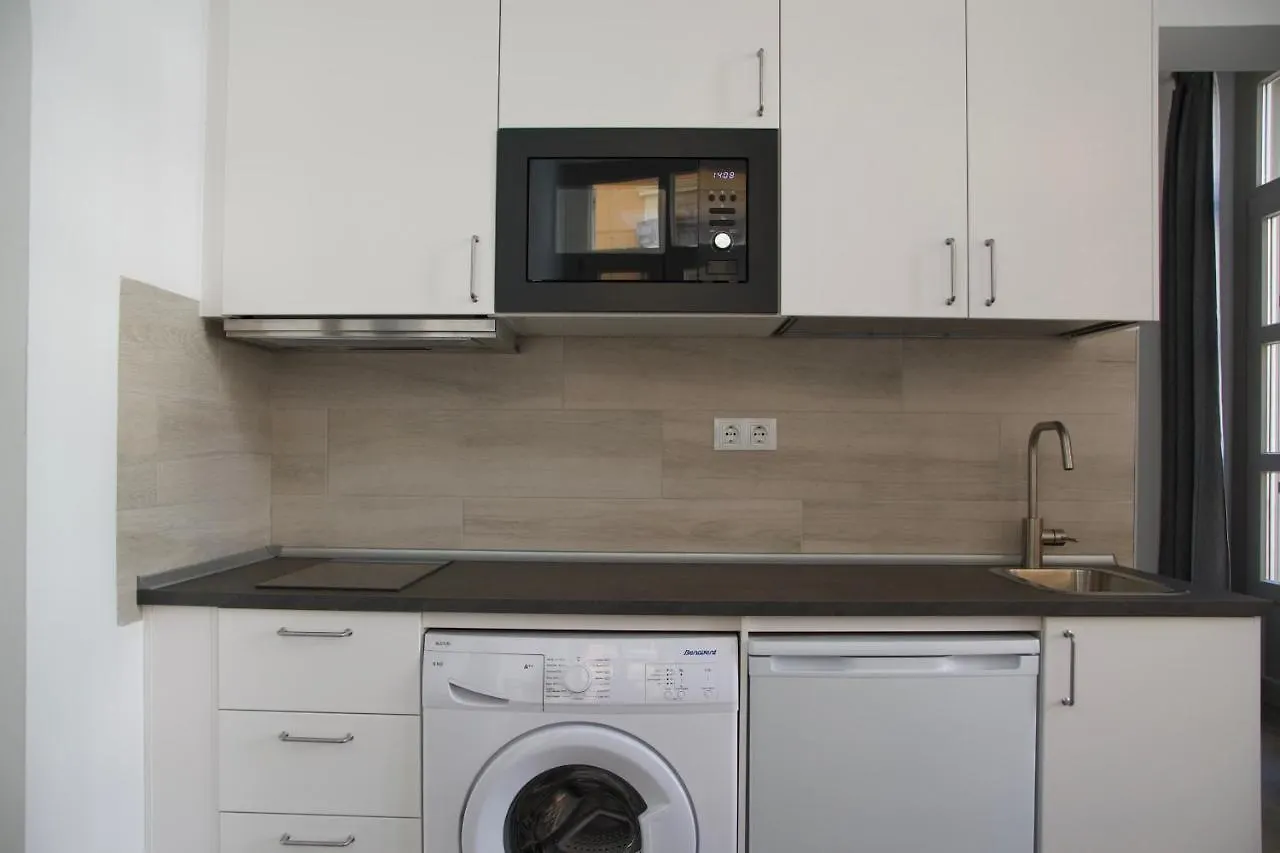 Malagaurbanrooms - City View 0*, Malaga