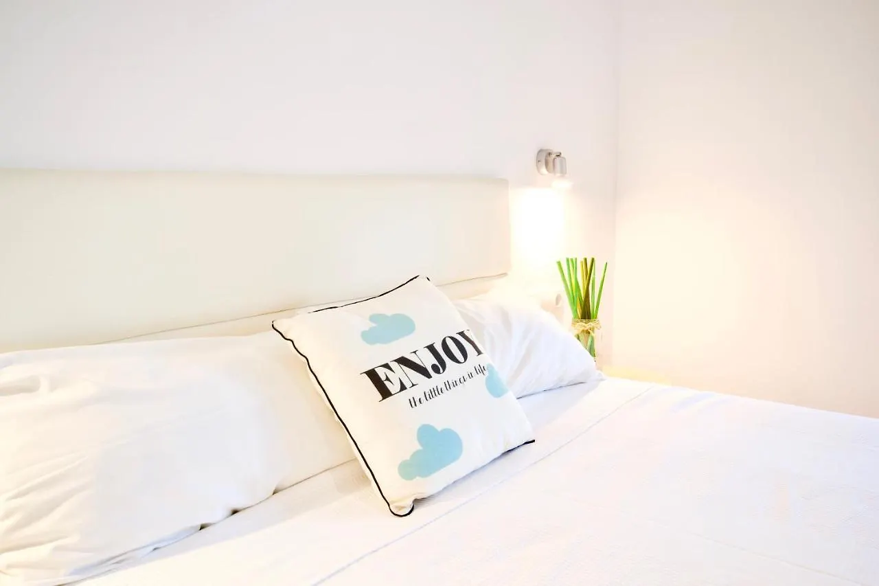 Malagaurbanrooms - City View Apartment