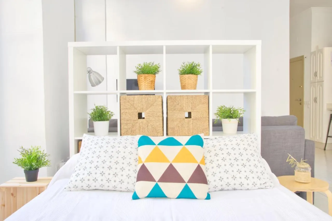Malagaurbanrooms - City View Apartment