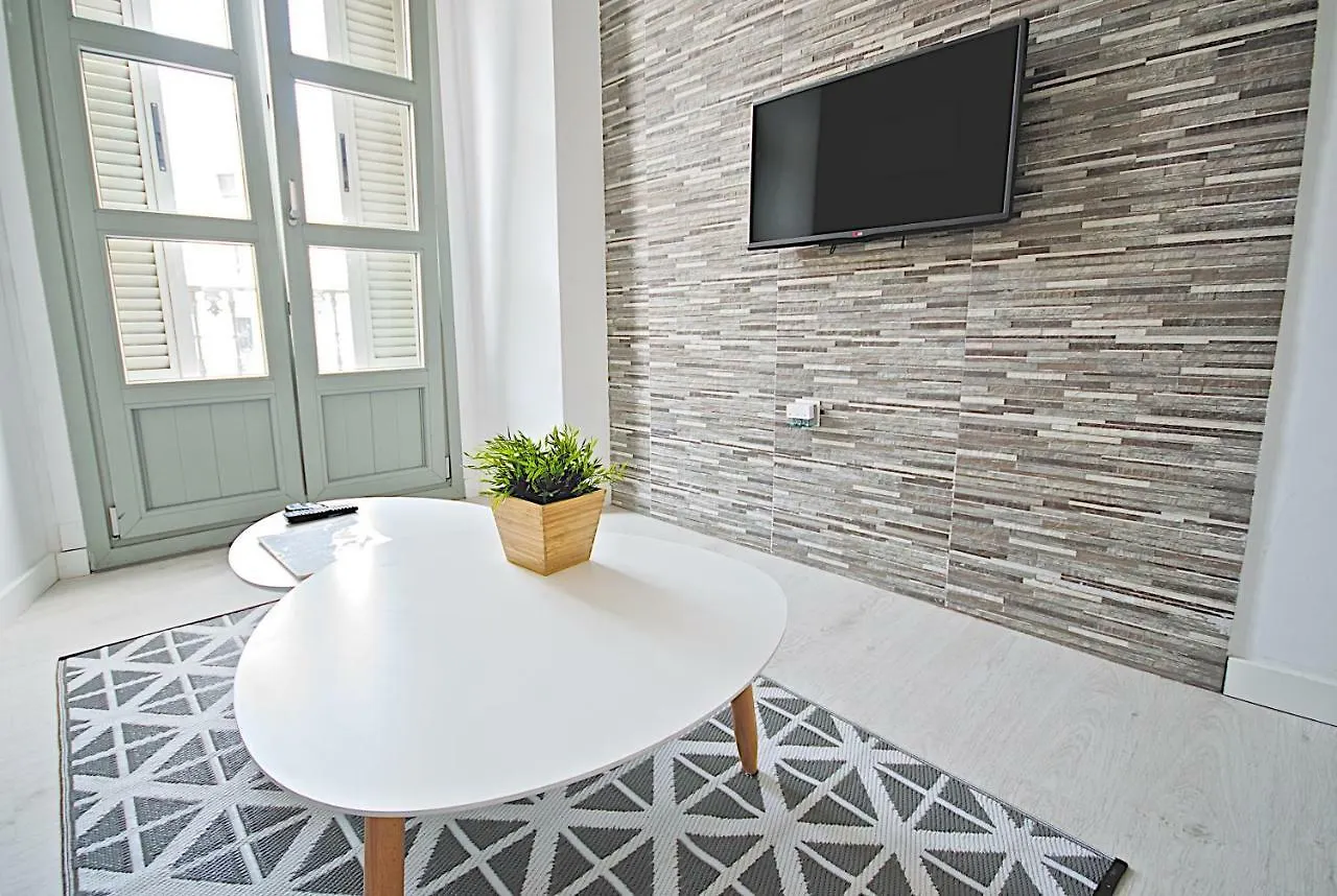 Malagaurbanrooms - City View Apartment Malaga